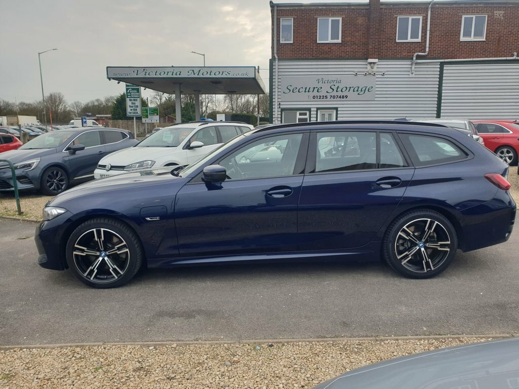 BMW 3 Series 2L M Sport HV72YJU Blue #3