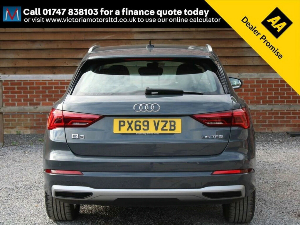 Audi Q3 1.5 Q3 Sport 35 Tfsi Suv PX69VZB Grey #3
