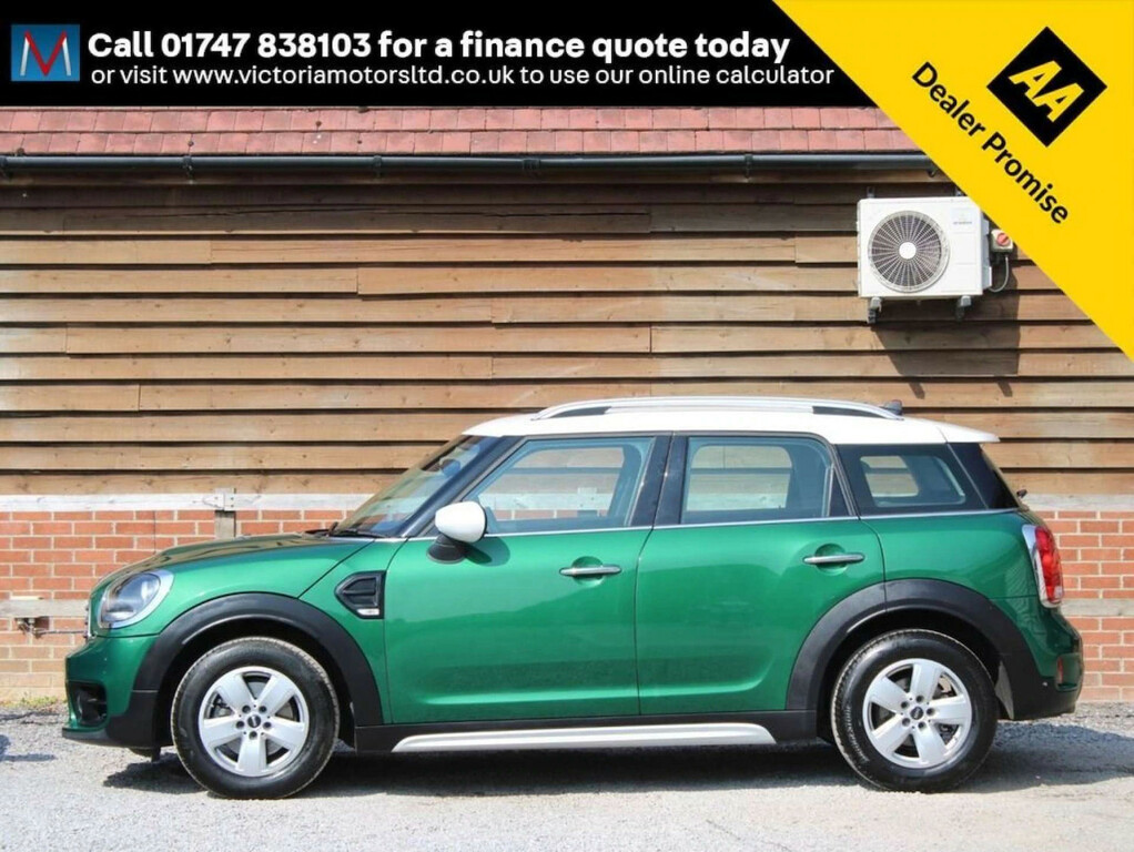 Mini Countryman 1.5 Countryman Cooper Classic Suv RV20YRP Green #2