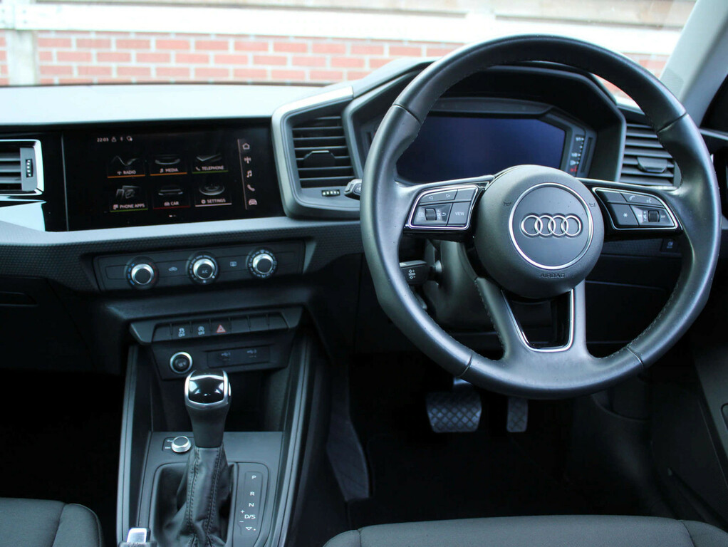 Audi A1 1.0 Tfsi 25 Technik Hatchback White #6