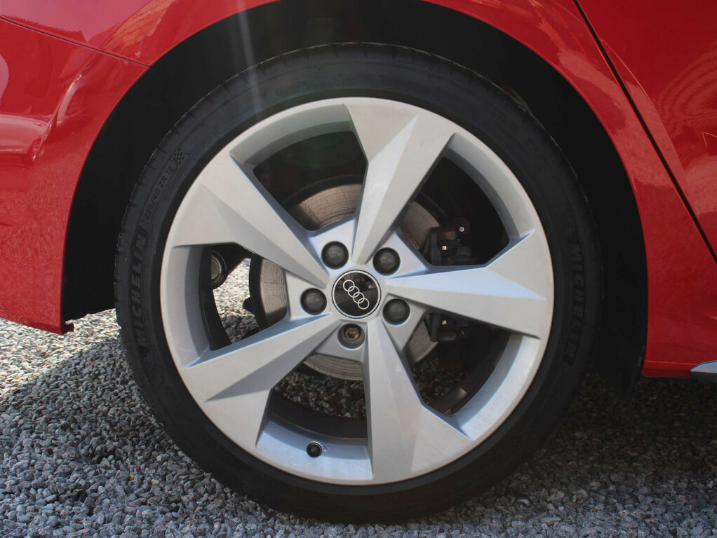 Audi A3 1.5 Tfsi 35 S Line Hatchback LM70LXV Red #5