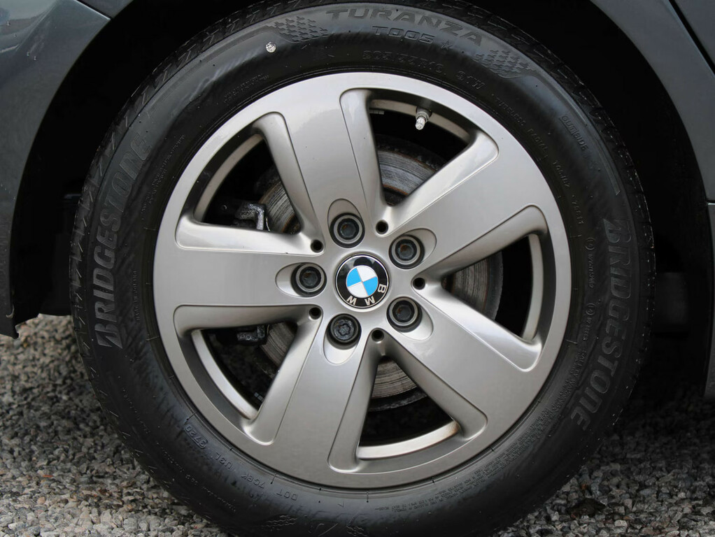 BMW 1 Series 1.5 116D Se Hatchback KS70HZX Grey #5