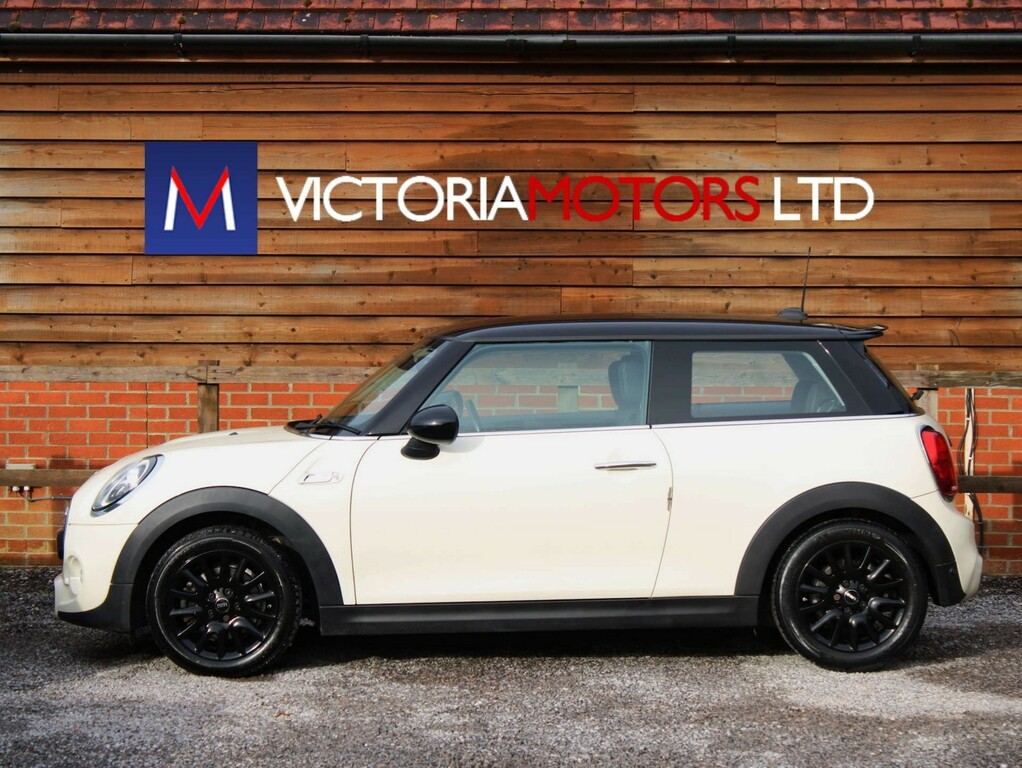 Mini Hatch 2.0 Cooper S Classic Hatchback BV68OPH White #2