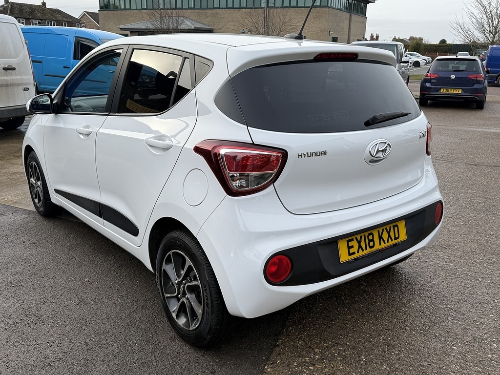 Hyundai I10 1.2 Premium U11892 Ulez EX18KXD White #4