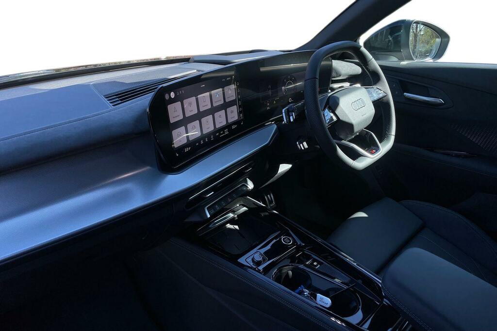Audi Q3 Audi Q3 Estate 2.0 Tdi S Line S Tronic AF26VOP Black #2