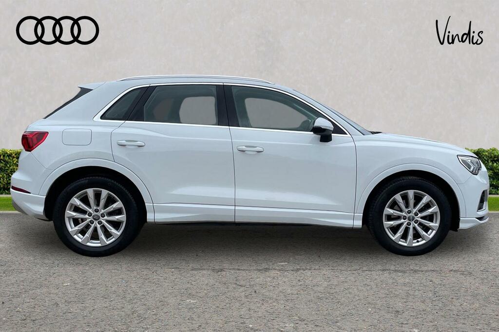 Audi Q3 Audi Q3 Sport 35 Tfsi 150 Ps 6-Speed VA19MOV White #4