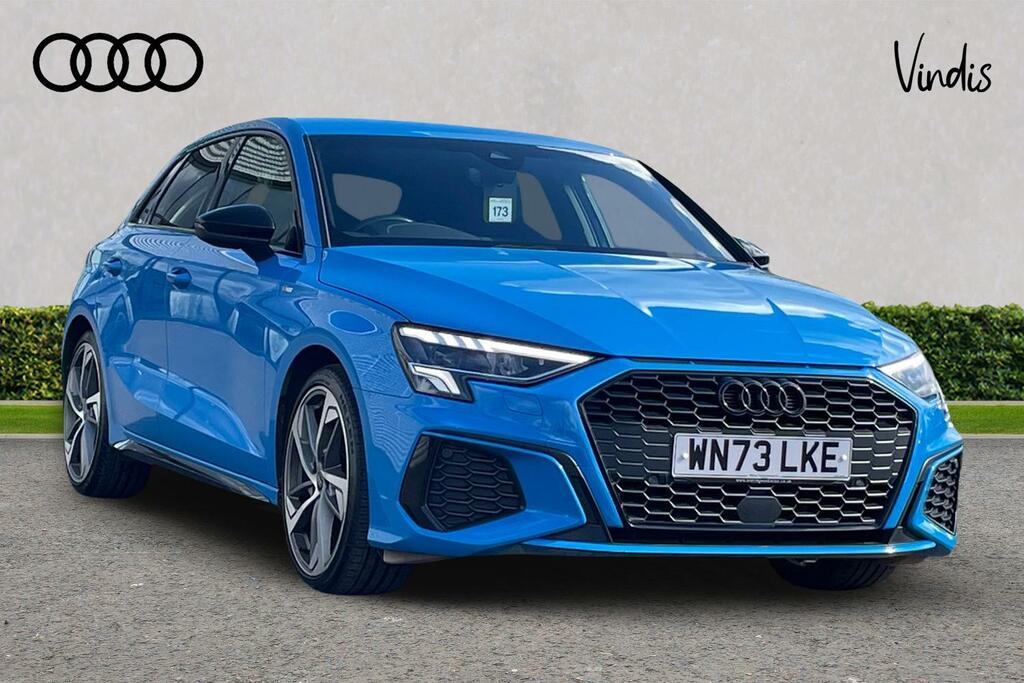 Audi A3 Audi A3 Sportback Black Edition 35 Tfsi 150 Ps S T Blue