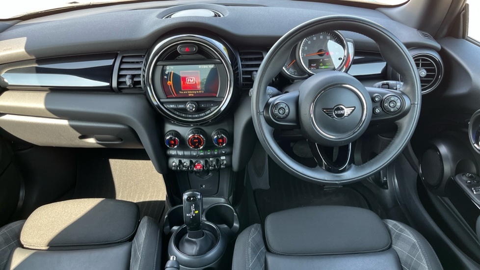 Mini Hatch Cooper 3-Door Hatch OY68KVB Blue #4
