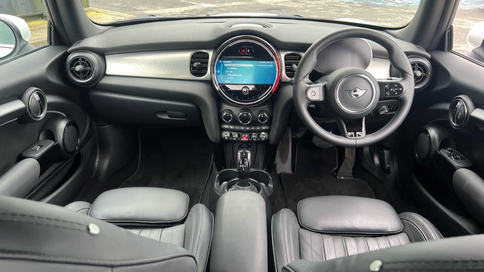 Mini Hatch 3-Door Hatch Cooper Exclusive RY73PJX White #4