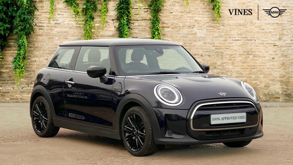Mini Hatch 3-Door Hatch Cooper Exclusive Black