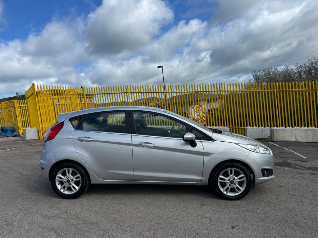 Ford Fiesta 1.25 Zetec Euro 5 NA64LFF Silver #5