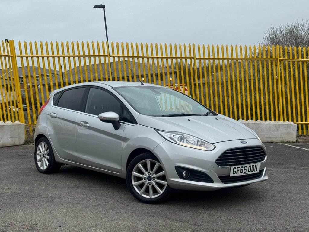 Ford Fiesta 1.0T Ecoboost Titanium Euro 6 Ss Silver