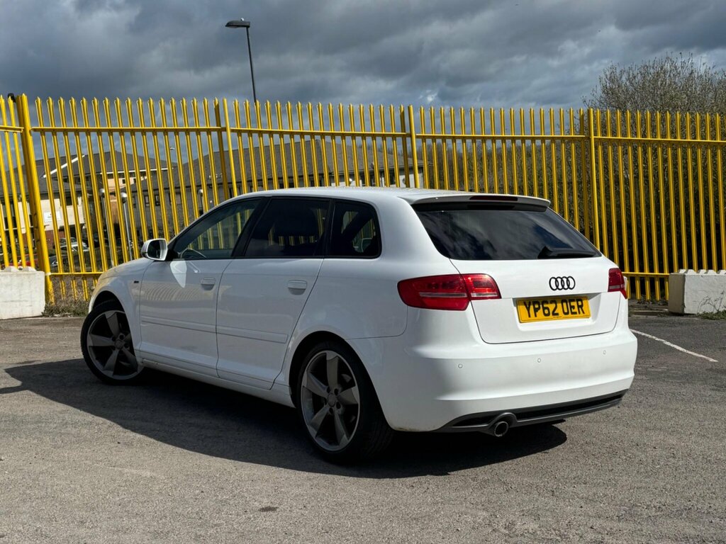 Audi A3 2.0 Tdi Black Edition Sportback Euro 5 Ss YP62OER White #2