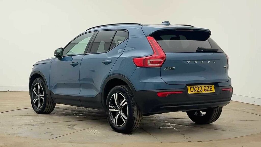 Volvo XC40 Plus, B3 Mild Hybrid, Dark CK23GZE Blue #5
