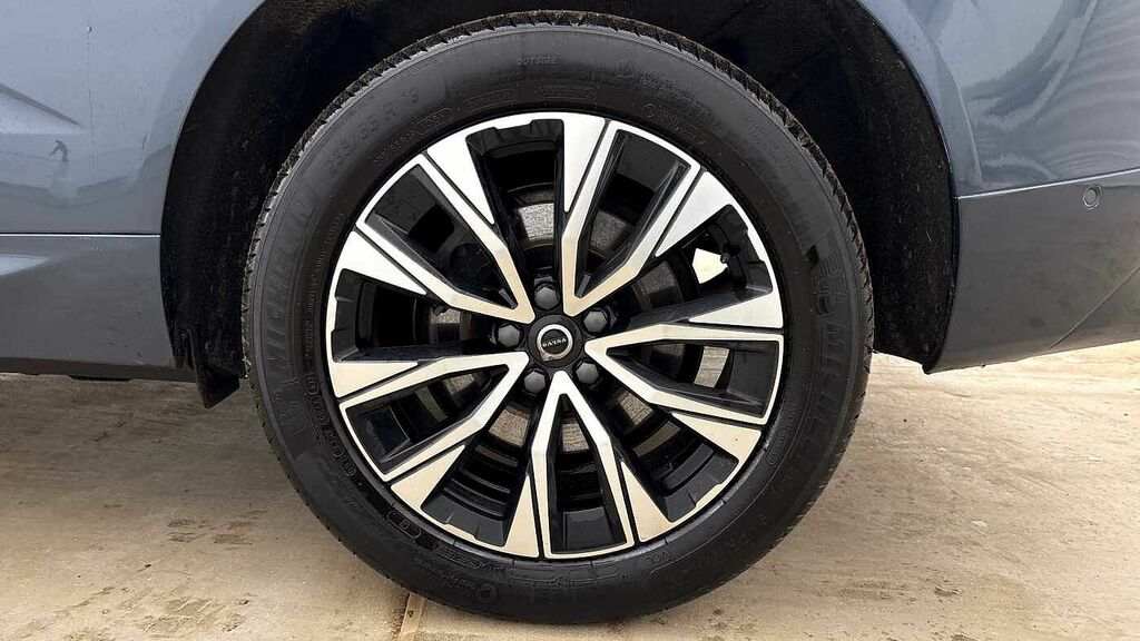 Volvo XC60 Plus, B5 Awd Mild Hybrid, Dark RA74FFU Blue #4