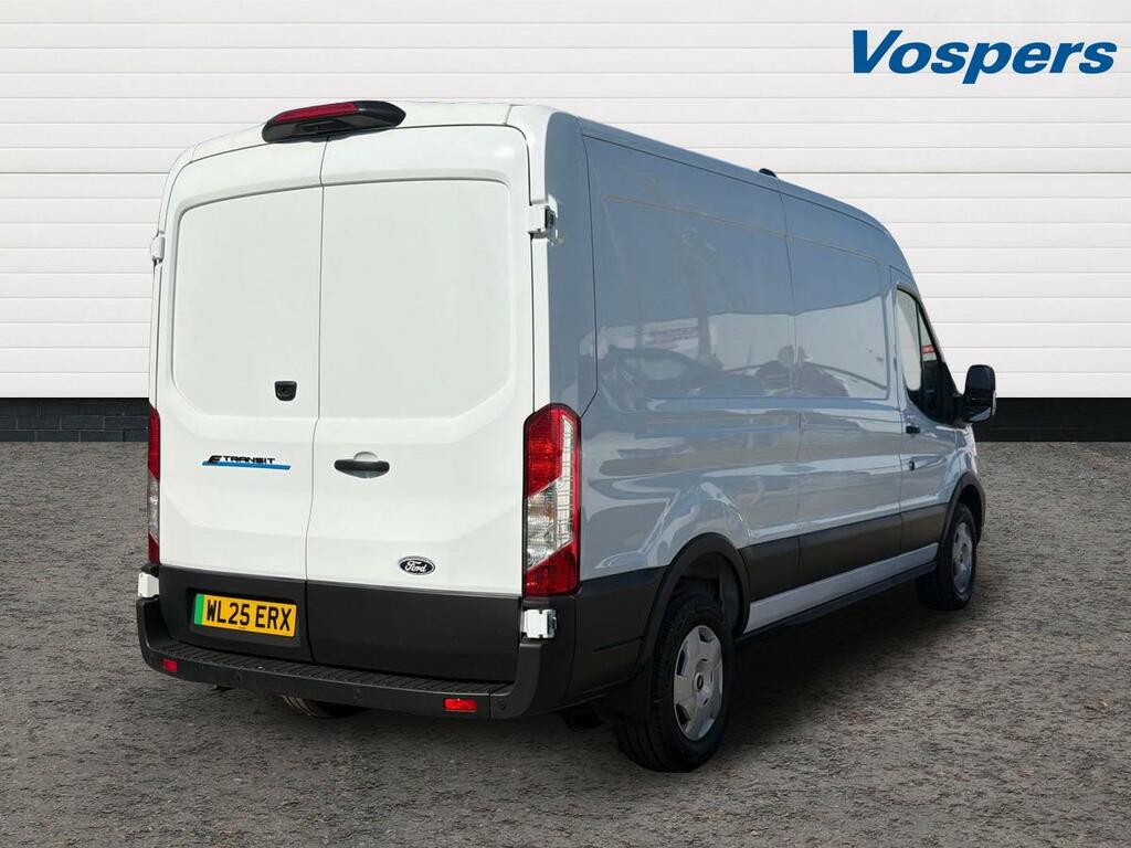 Ford Transit Custom 135Kw 89Kwh H2 Leader Van Dap WL25ERX White #3