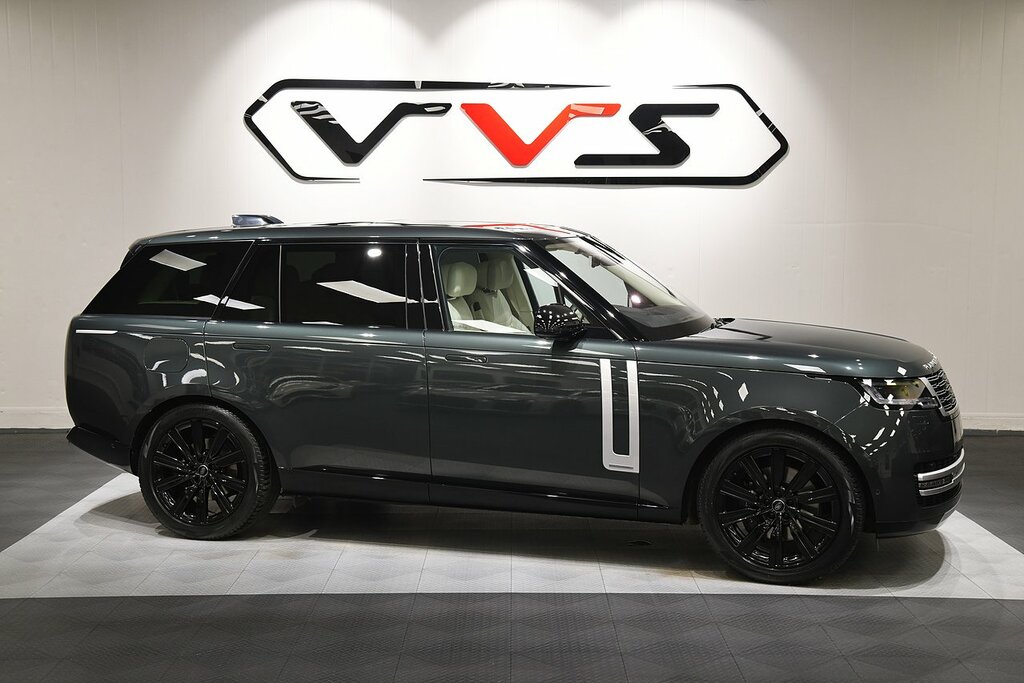 Land Rover Range Rover P400 Mhev Green