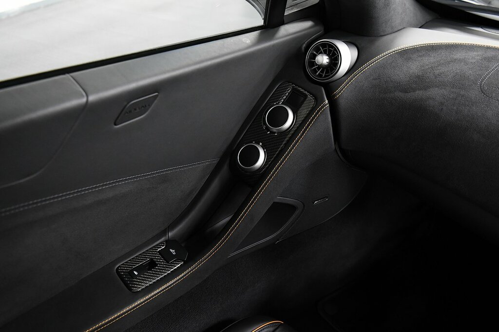 McLaren 650S Automatic Black #14