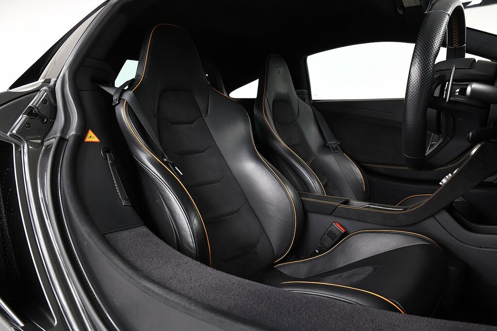McLaren 650S Automatic Black #7