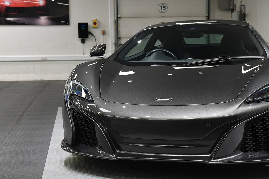 McLaren 650S Automatic Black #28