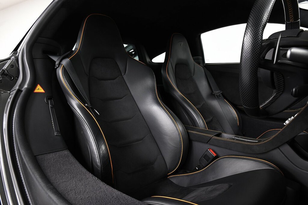 McLaren 650S Automatic Black #8