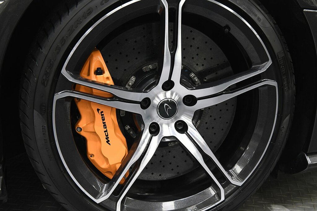 McLaren 650S Automatic Black #39