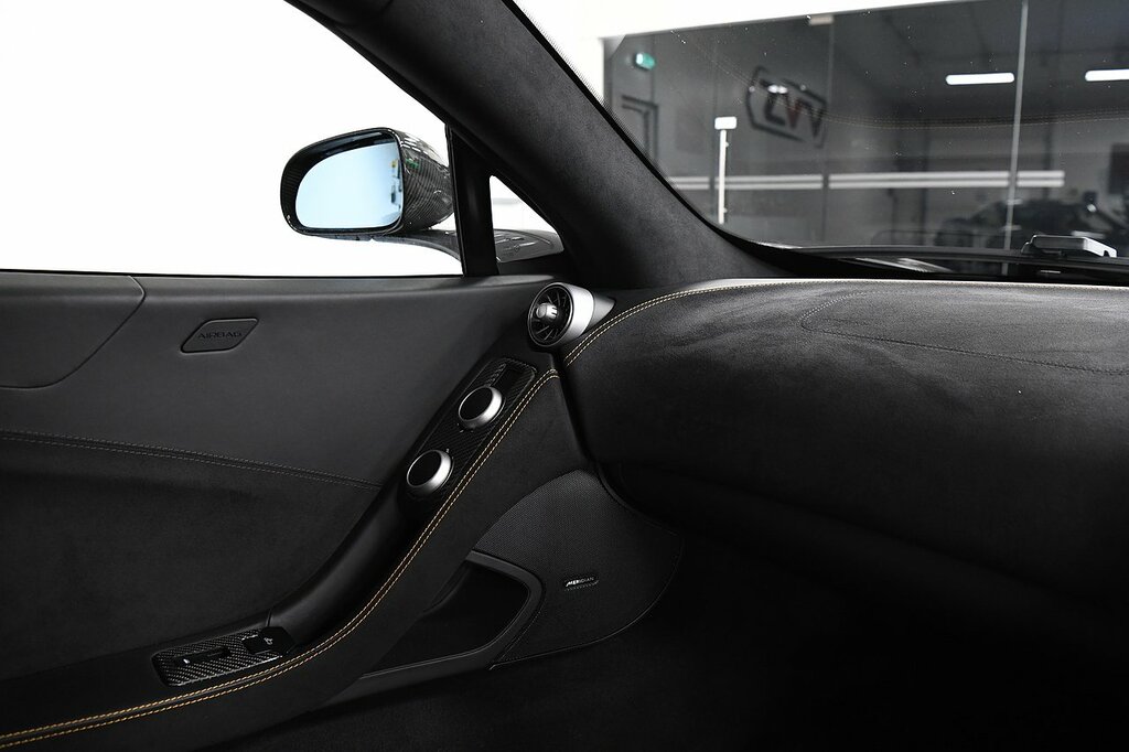 McLaren 650S Automatic Black #13