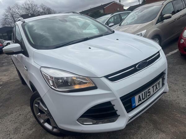 Ford Kuga 2.0 Tdci Titanium Powershift Awd Euro 6 Ss AU15TXY White #4