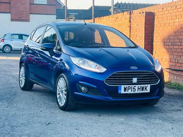 Ford Fiesta 1.0T Ecoboost Titanium Euro 6 Ss Blue