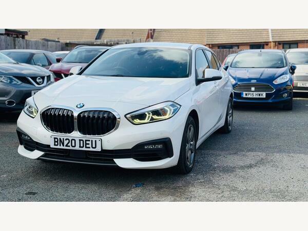 BMW 1 Series 1.5 118I Se Dct Euro 6 Ss BN20DEU White #3