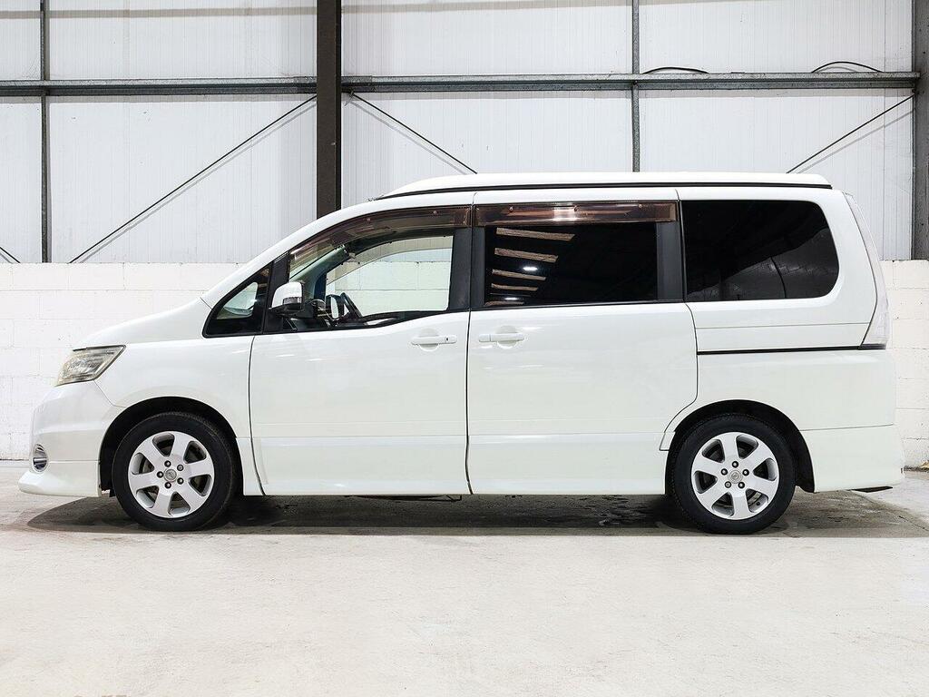 Nissan Serena Hatchback White #9