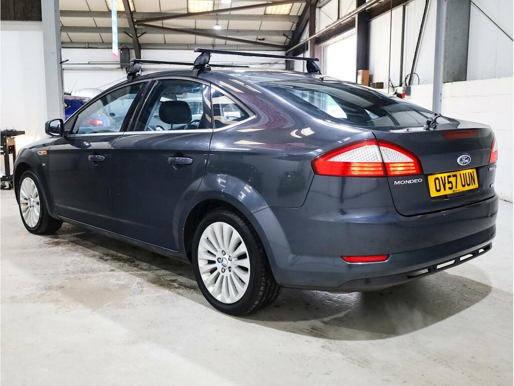 Ford Mondeo Hatchback Grey #2
