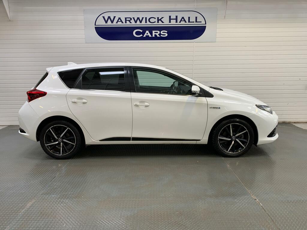 Toyota Auris 1.8 Vvt-h Design Cvt Euro 6 Ss YX68OOY #3