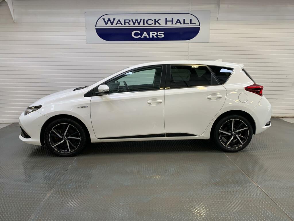 Toyota Auris 1.8 Vvt-h Design Cvt Euro 6 Ss YX68OOY #2