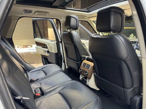 Land Rover Range Rover 3.0 Range Rover SP68MKJ White #6