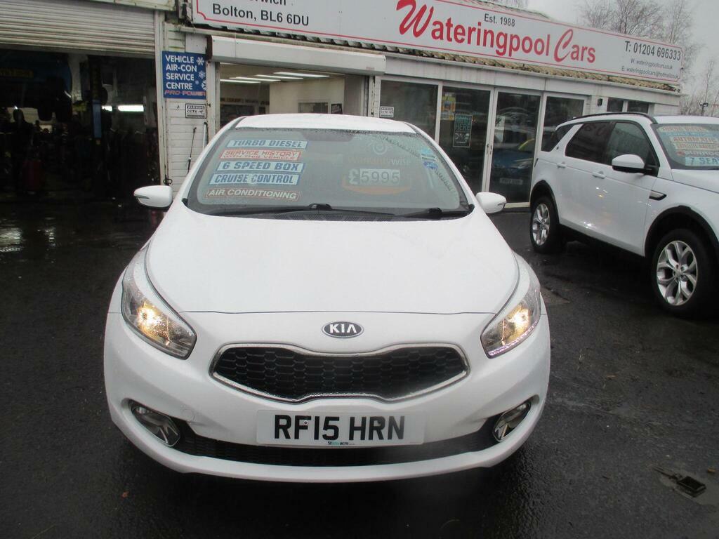 Kia Ceed 1.6 Crdi Ecodynamics 2 Euro 5 S S White #2