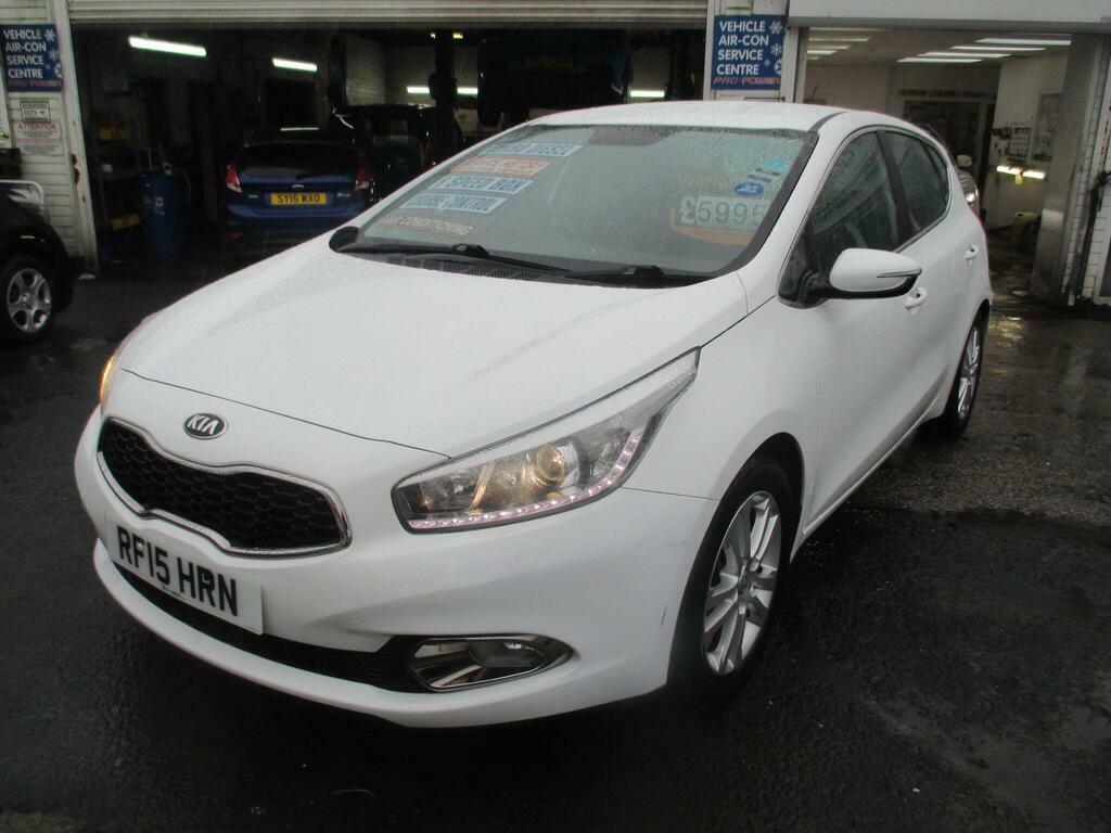 Kia Ceed 1.6 Crdi Ecodynamics 2 Euro 5 S S White #3