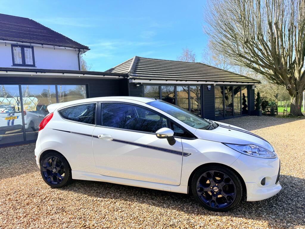 Ford Fiesta 1.6 S1600 White