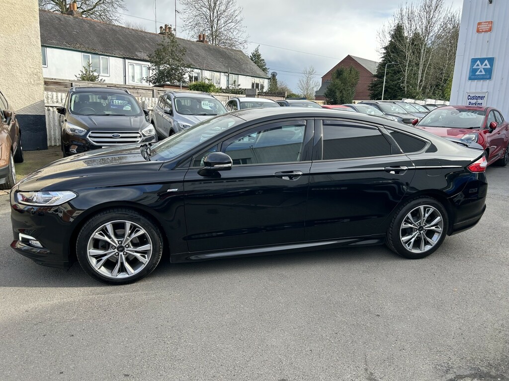 Ford Mondeo Hatchback 2.0 Tdci St-line 201767 Black #3