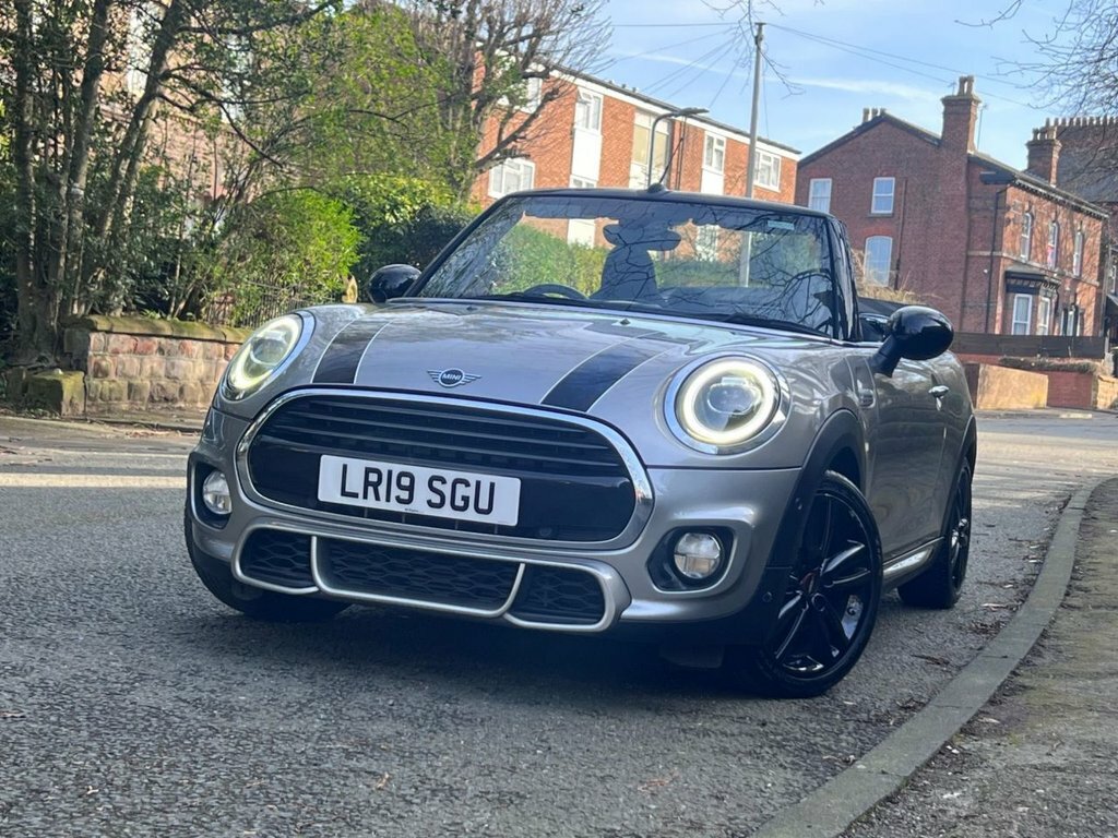 Mini Convertible 1.5L Cooper Sport LR19SGU Silver #3