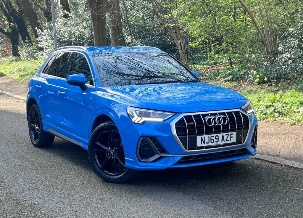 Audi Q3 2L S Line Blue
