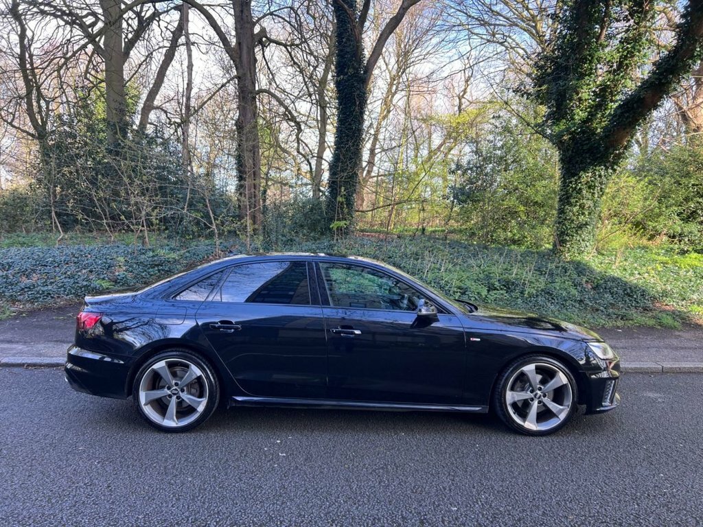 Audi A4 2L Black Edition KU70ZYK Black #4