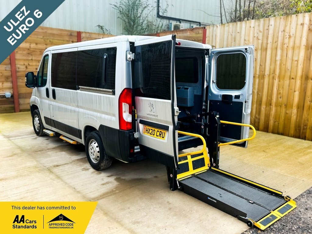 Peugeot Boxer 2.2L S Silver
