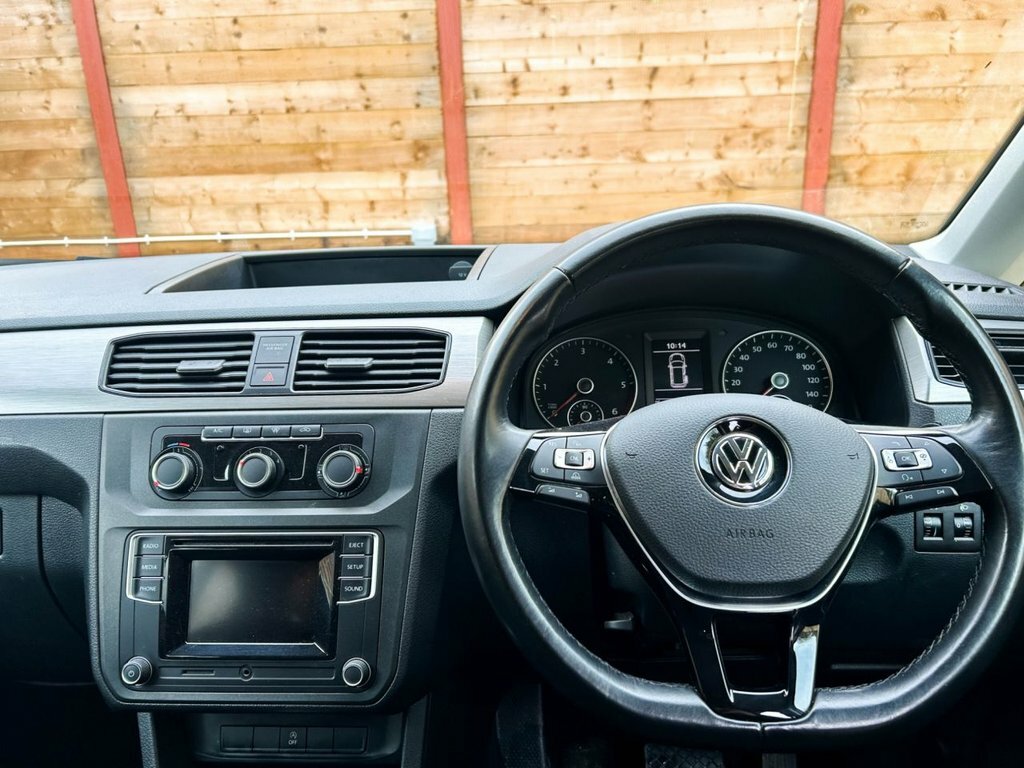 Volkswagen Caddy Maxi Life 2L Null NK21BNJ Red #2