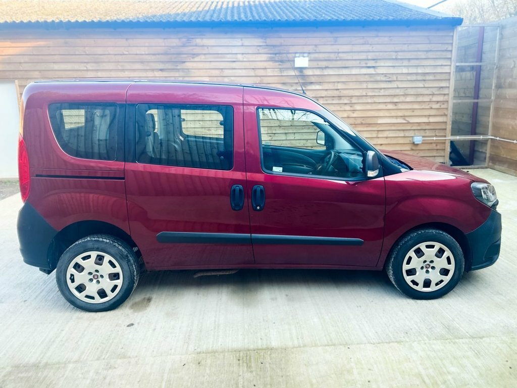 Fiat Doblo 1.4L Pop Red #5