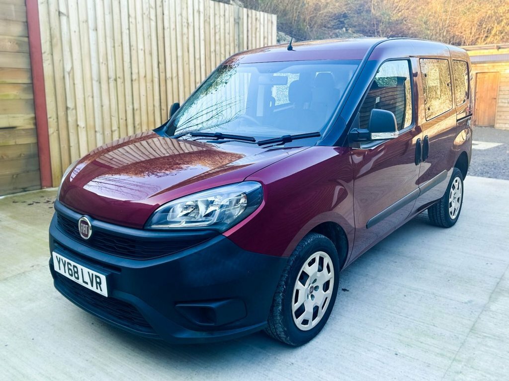Fiat Doblo 1.4L Pop Red #4