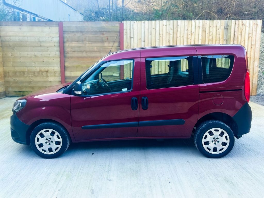 Fiat Doblo 1.4L Pop Red #6