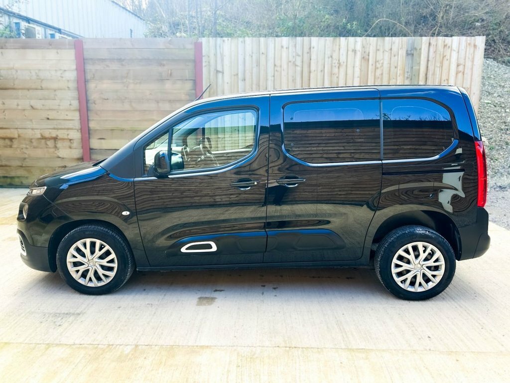 Citroen Berlingo 1.5L Feel Black #6