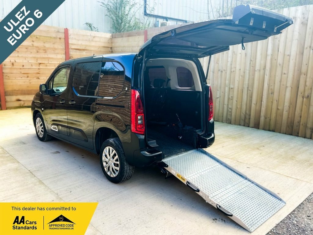 Citroen Berlingo 1.5L Feel Black