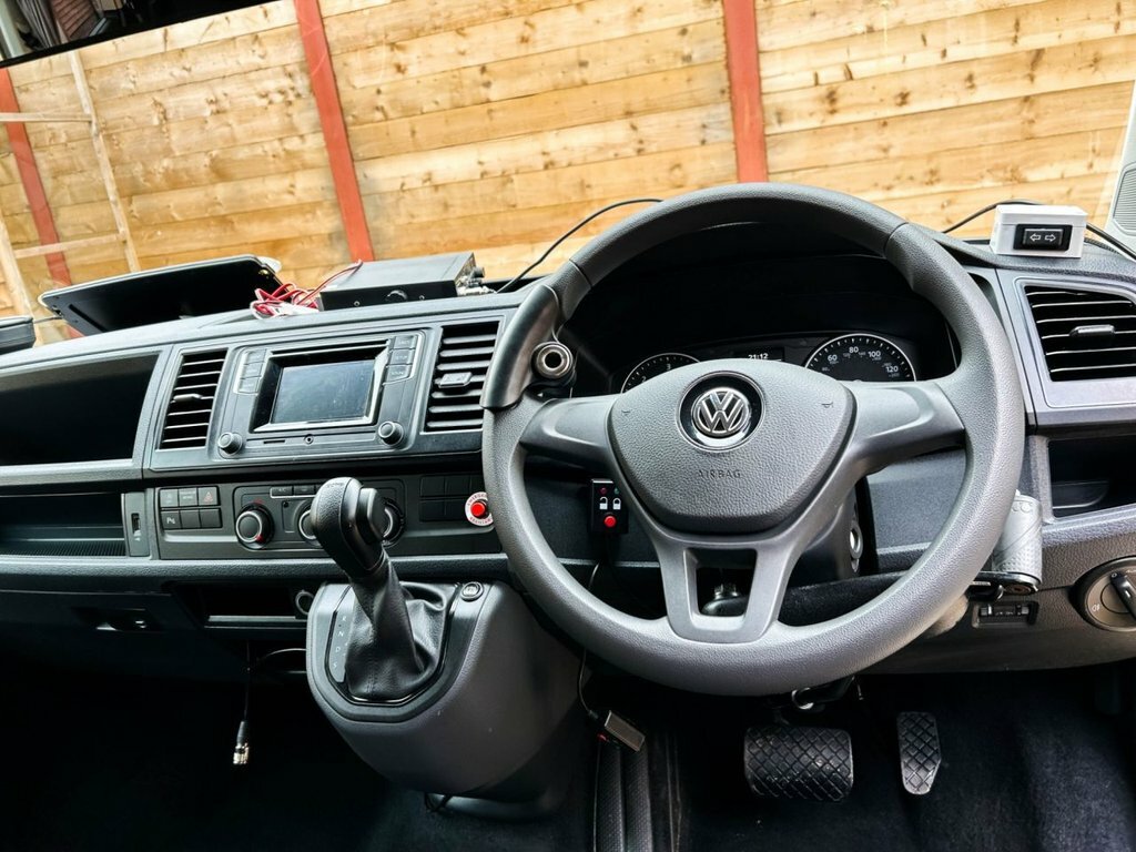Volkswagen Transporter 2L Se Grey #2